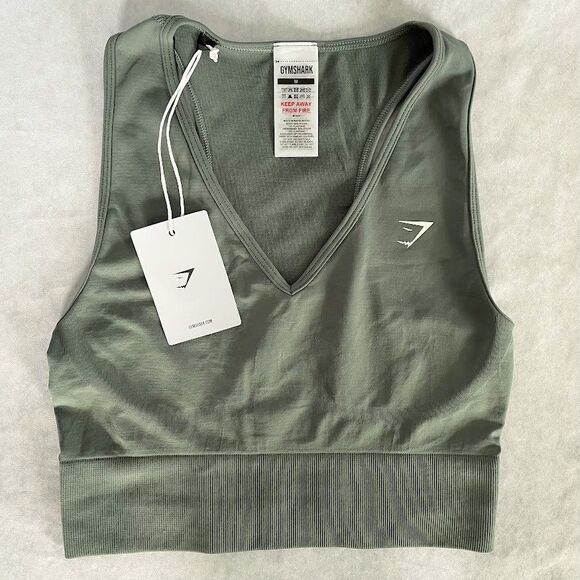 Gymshark Crop Tank Womens Size M Green Everyday Seamless Activewear NEW! - Picture 1 of 10